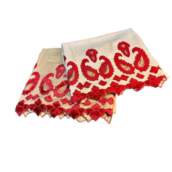 Embroidered Winter Woolen Shawl / Chaddar - Large